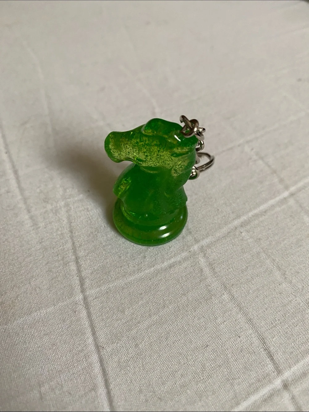 Green Resin knight chess pieceKeychain Card Holder.